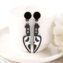 Load image into Gallery viewer, Scream Ghost Face Earrings
